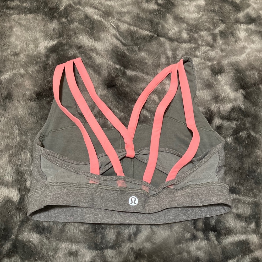 Sports bra - Picture 2 of 3